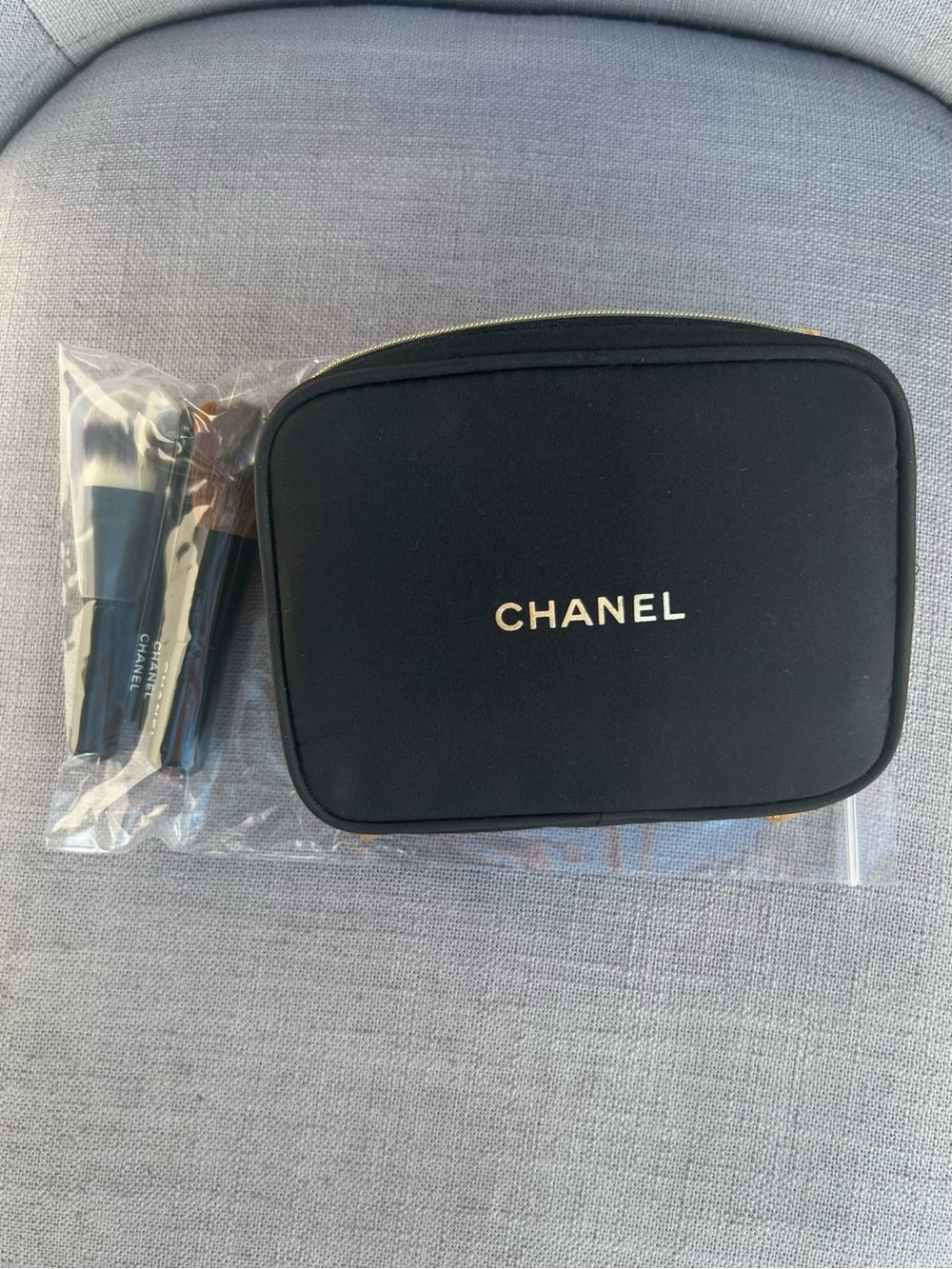 Chanel make up brushes